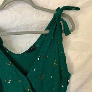 Green floral wrap dress🪴
